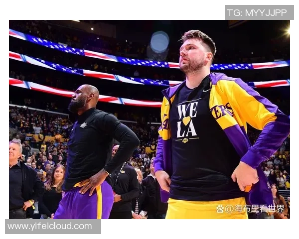 2013年湖人与火箭常规赛精彩对决回顾与分析