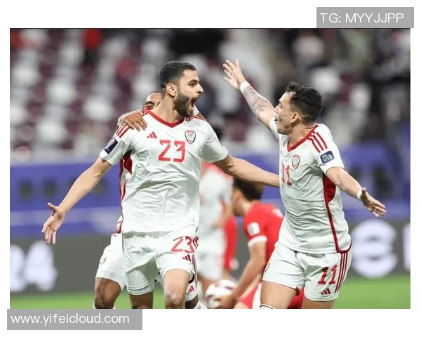 卡塔尔与乌兹别克斯坦在亚运足球赛场上的激烈对决与精彩瞬间回顾