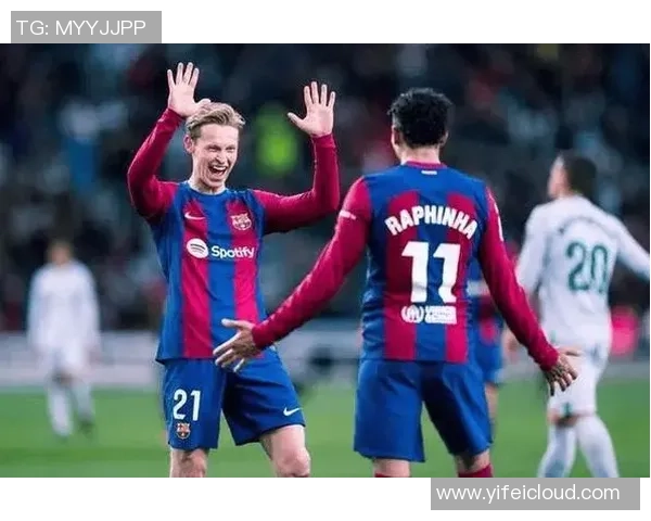 皇家马德里逆转巴塞罗那精彩对决以2比1获胜展现强大实力 皇家马德里逆转巴塞罗那精彩对决以2比1获胜展现强大实力