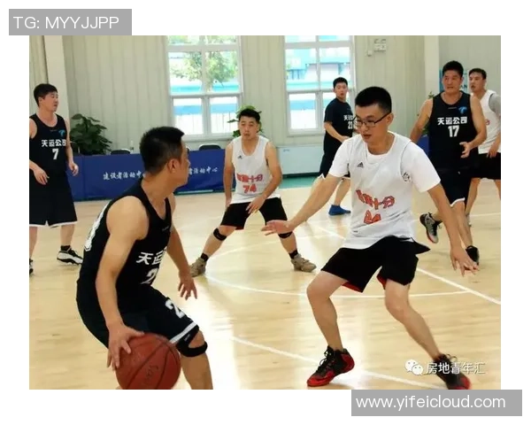 十月二十一日深圳队与广东队激战正酣期待精彩对决与精彩瞬间